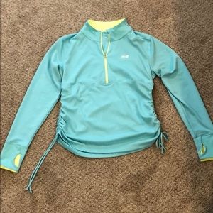 Athletic 1/4 zip pullover